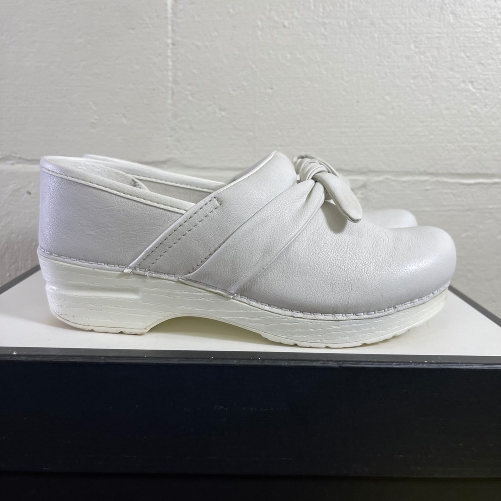 Dansko Limited Edition Pro Bow Mermaid Clog White Leather Women's 39 EU/9 US